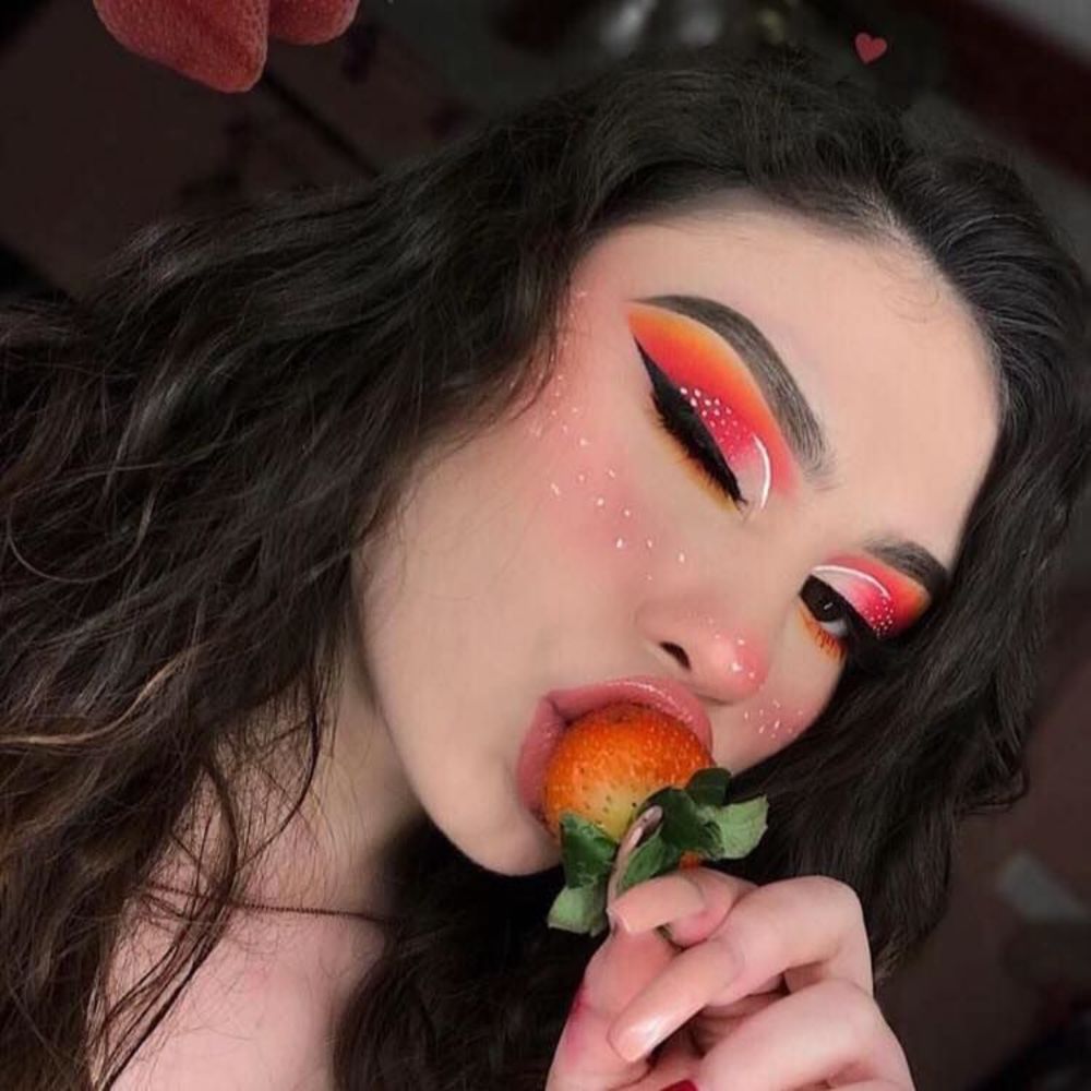 Meet your Posher, Enya